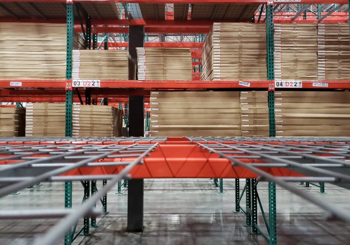 Dek mesh dawai untuk rak penyimpanan